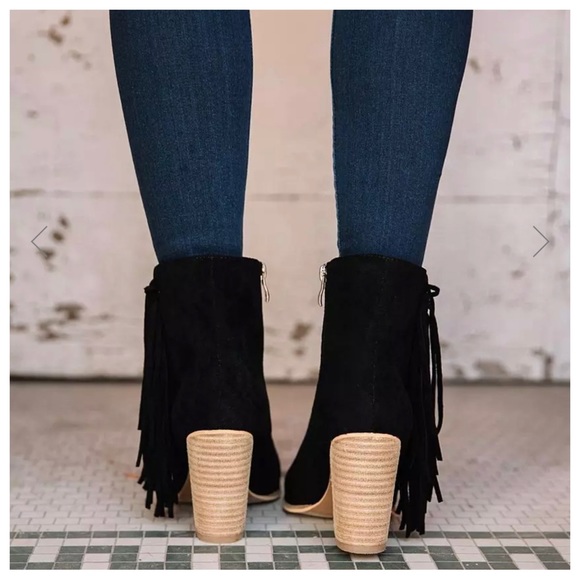 BEAST Jackie Fringe Ankle Boot Black Suede Fringe Booties Size 9 from Buckle - Picture 2 of 10